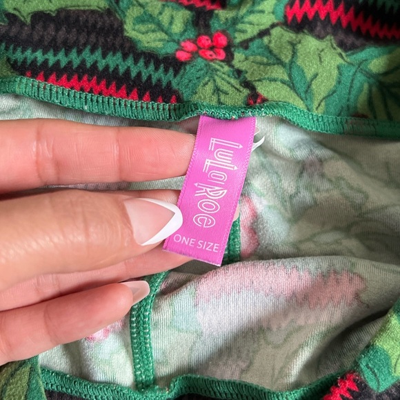 ♻️ LULAROE Christmas Leggings Size Small/Medium - Picture 3 of 4
